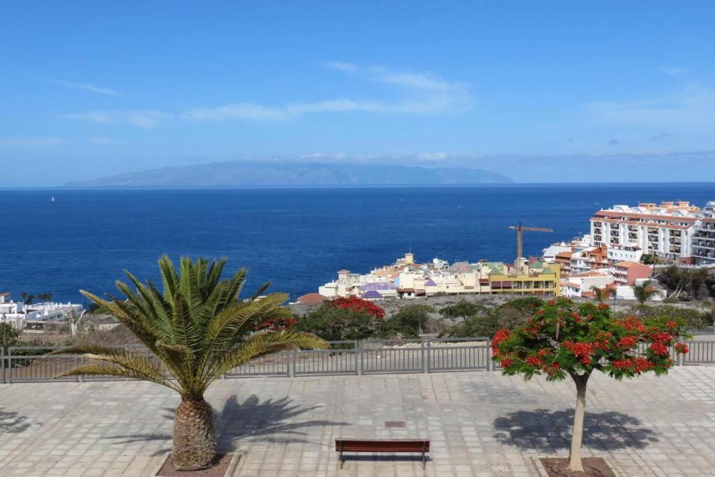 Luxury House With 3 Bedrooms, Sea Wiew And Swimming Pool In A Quiet Residence Puerto de Santiago  Esterno foto