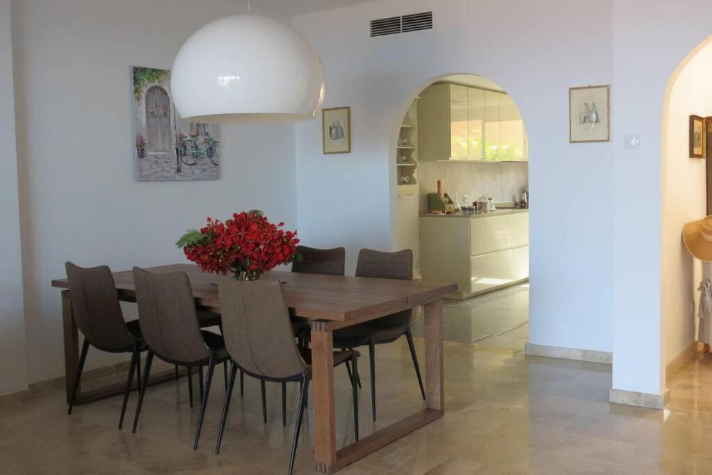 Luxury House With 3 Bedrooms, Sea Wiew And Swimming Pool In A Quiet Residence Puerto de Santiago  Esterno foto